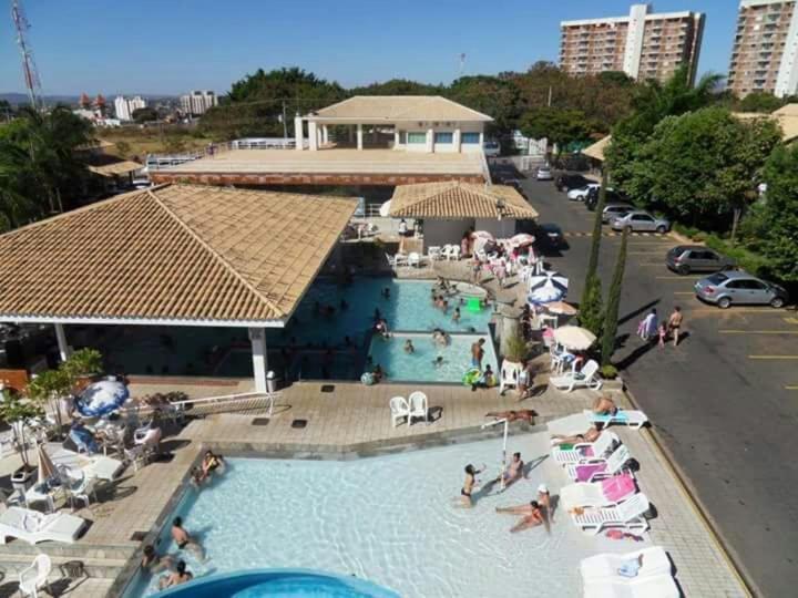 Flat Di Roma Resort Internacional Caldas Novas Exteriör bild