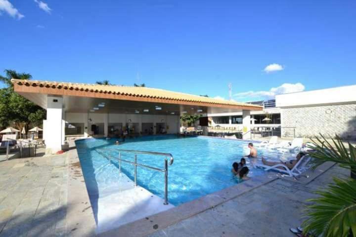 Flat Di Roma Resort Internacional Caldas Novas Exteriör bild