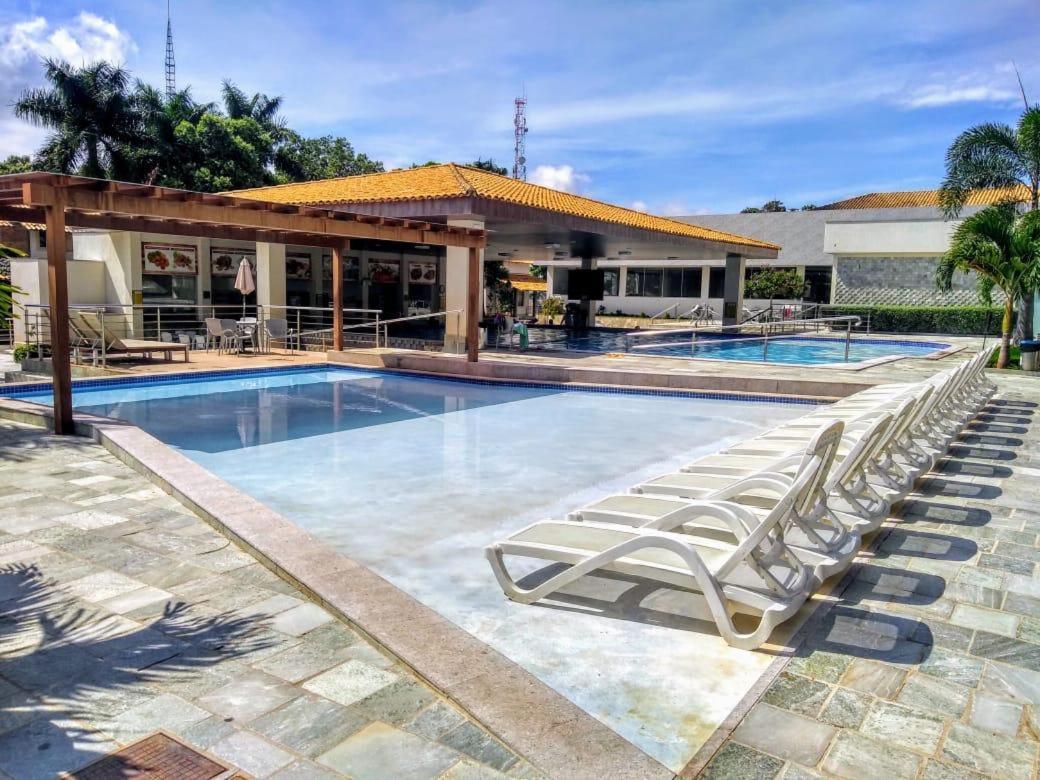 Flat Di Roma Resort Internacional Caldas Novas Exteriör bild